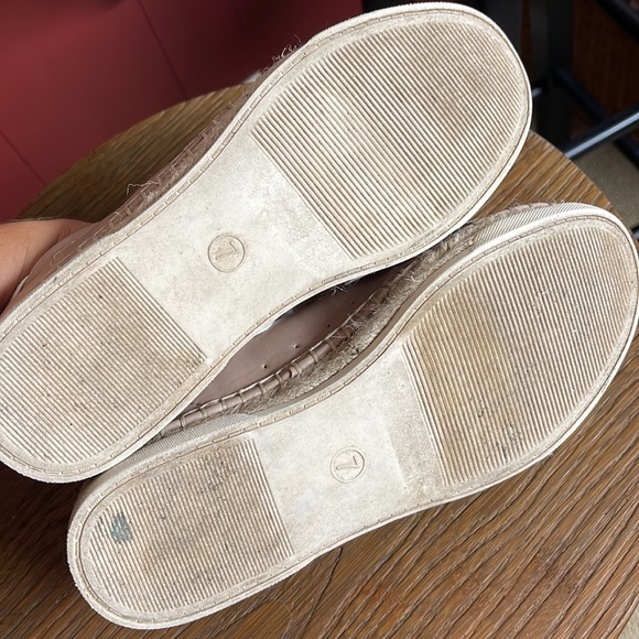 Universal Thread shoes size 7 great condition. - Picture 14 of 14